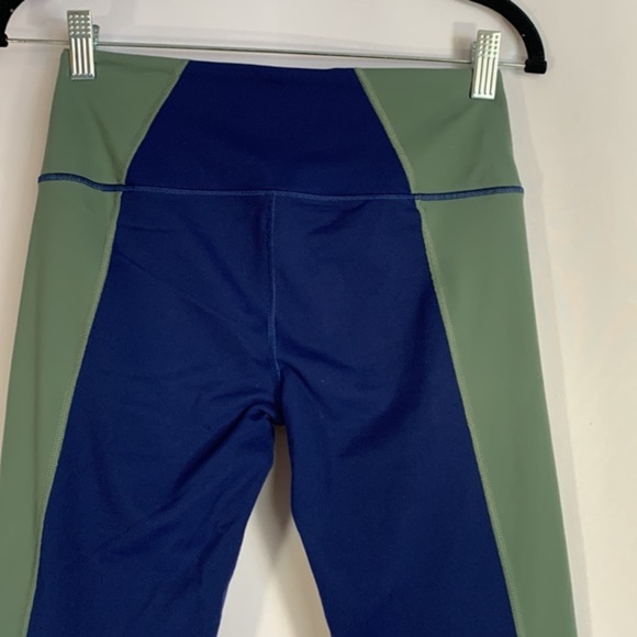 Knockout by Victoria’s Secret Sport Blue & Green Tight Leggings - Picture 6 of 7